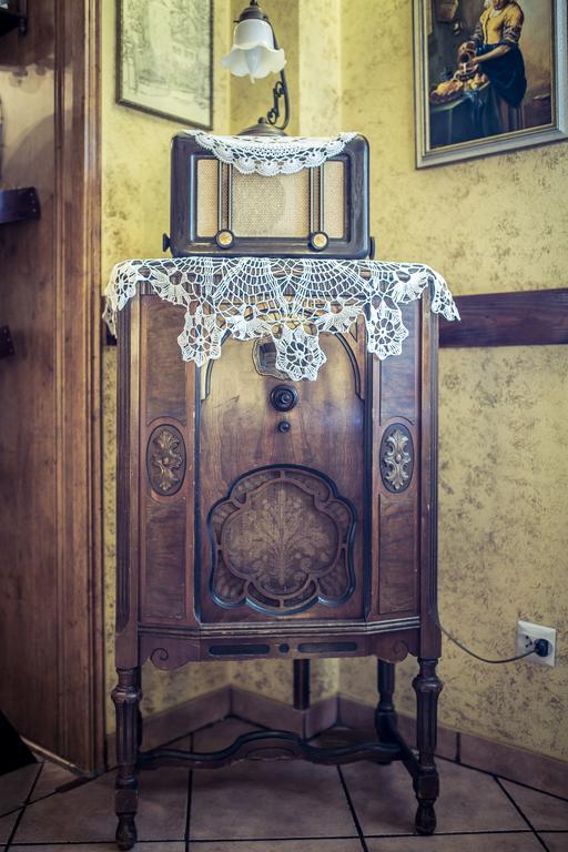 ミリチ W Starym Mlynie Bed & Breakfast エクステリア 写真