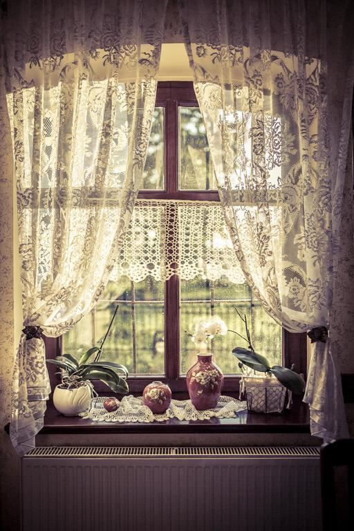 ミリチ W Starym Mlynie Bed & Breakfast エクステリア 写真